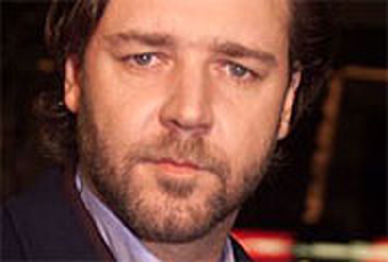 Crowe - Disagreements with studio