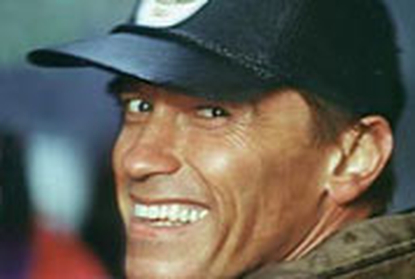 Schwarzenegger - Wanted for role in Extras TV show