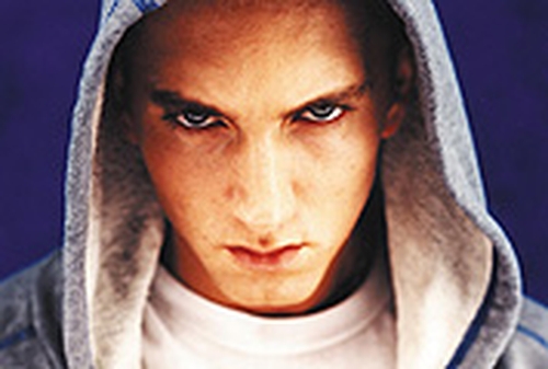 Eminem - Tour continued despite crash
