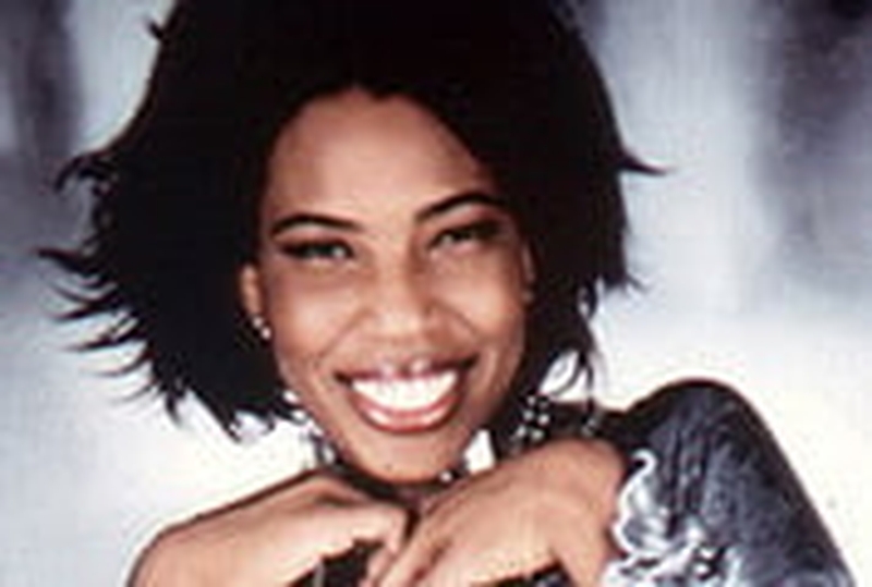 Gray - Set to perform naked