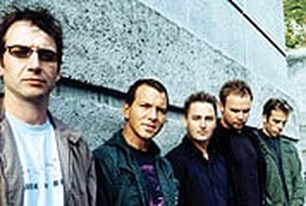 Pearl Jam – Album out in May