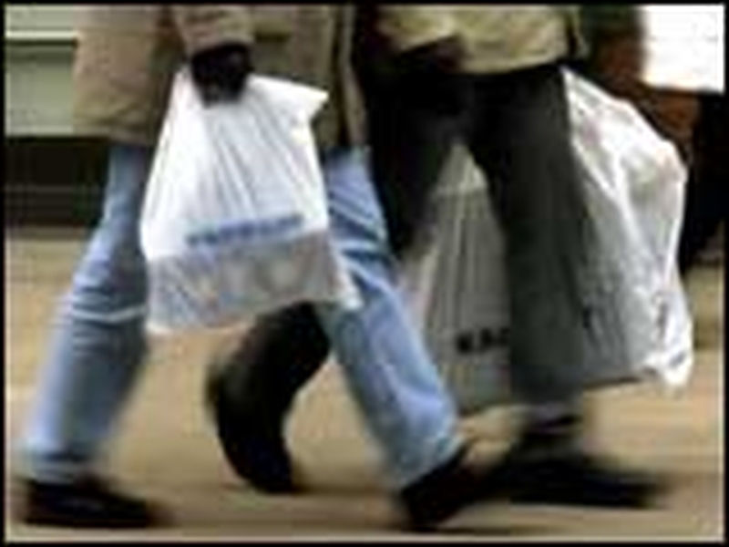 UK retail sales - Sharpest fall in 13 years