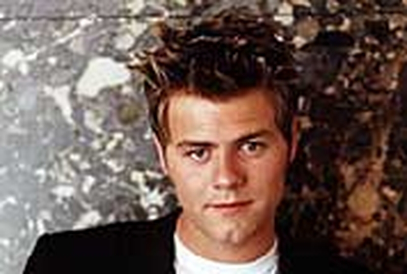 McFadden - Debut single release