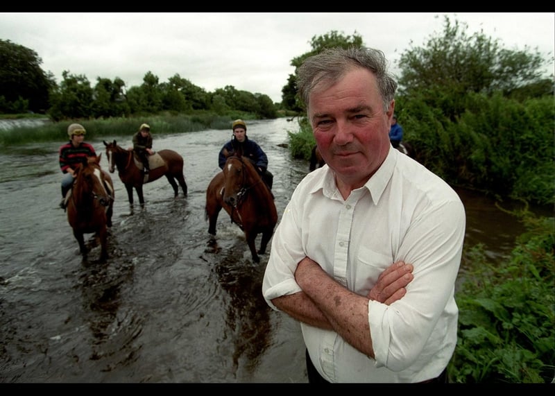 Pat Hughes will run Montayral and not Point Barrow in the Betfed Gold Cup