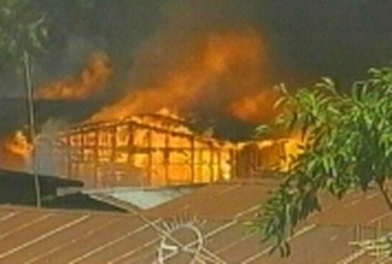 Bangkok - Thousands of homes destroyed in blaze