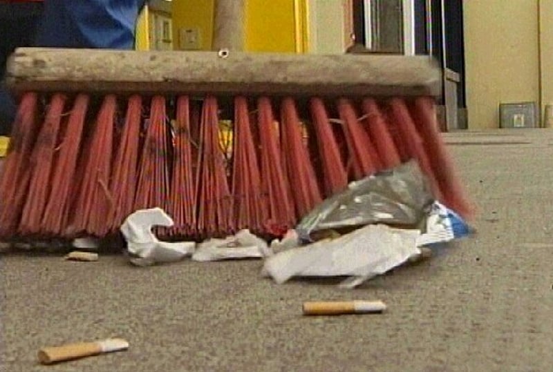 Street litter - Navan tops list of dirtiest towns