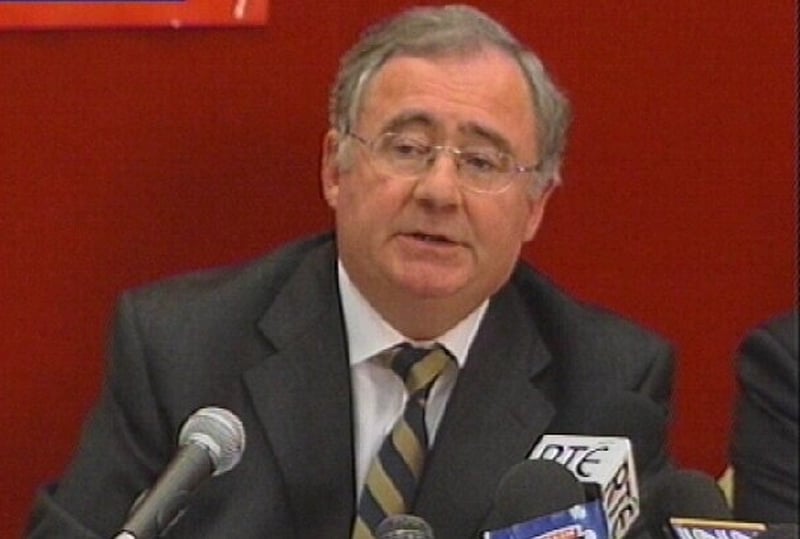 Pat Rabbitte - Defends himself against Dunlop