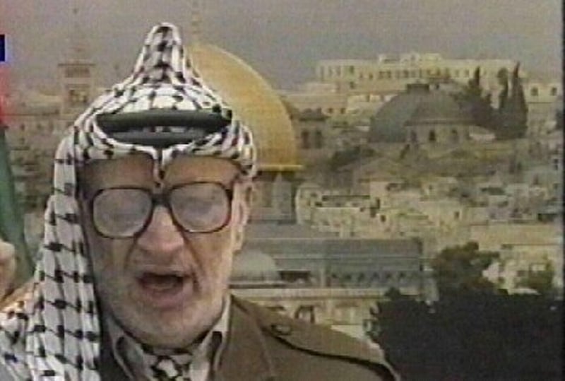Yasser Arafat - Doctors sent to home