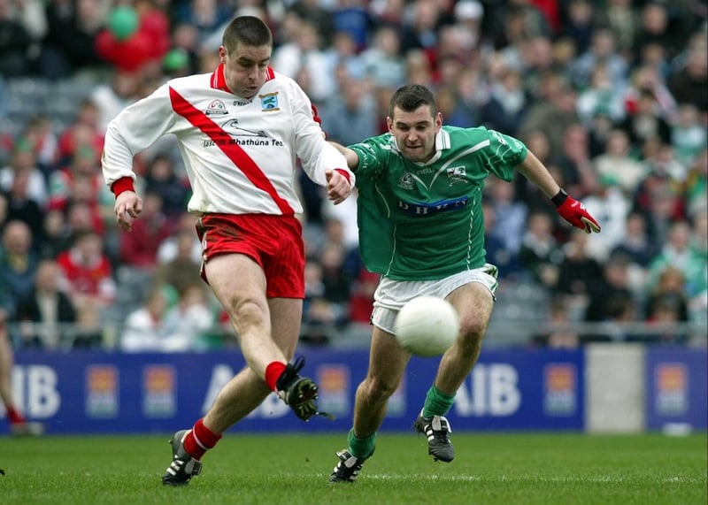 Darragh Ó Sé, pictured in action for An Ghaeltacht in this year's AIB Club final, is back in the Kerry midfield this weekend.