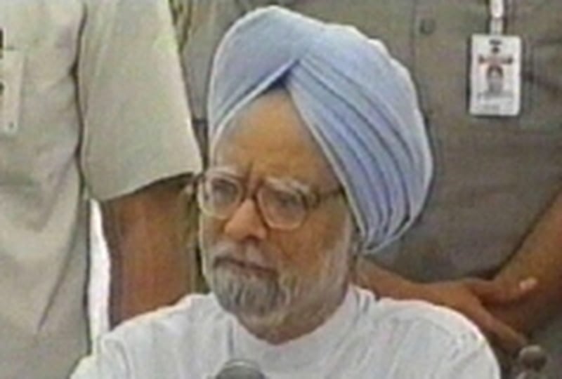 Manmohan Singh - Appeals for calm