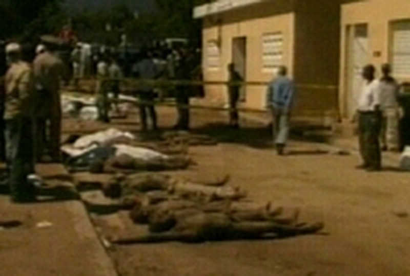 Hispaniola - Almost 600 now dead