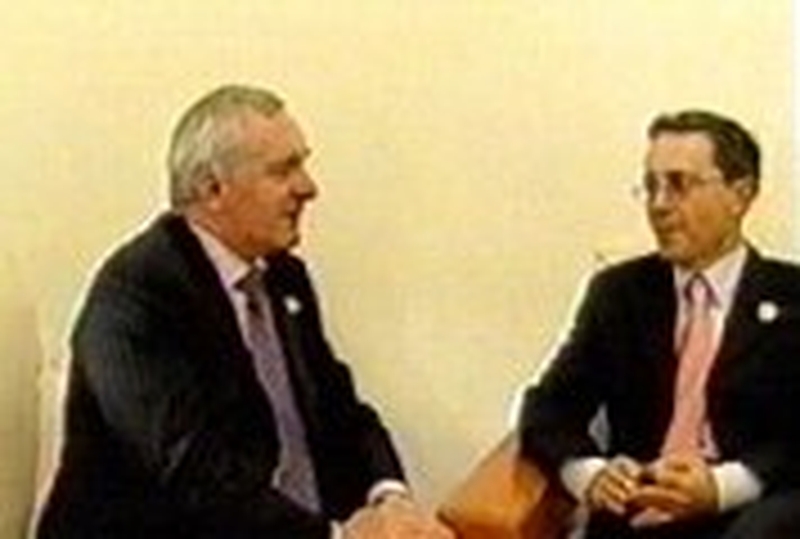 Mr Ahern and Mr Uribe - In talks