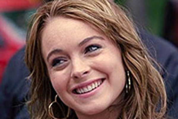 Lohan - Missing premiere