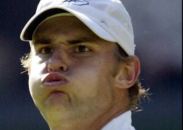 Andy Roddick was beaten by Murray at the same stage in last year's tournament