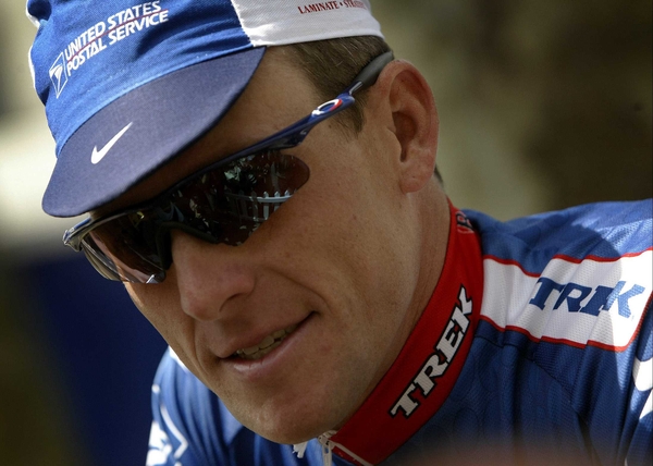 Lance Armstrong could make a return to next year's Tour