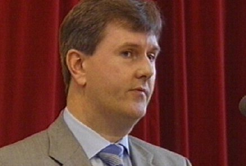 Jeffrey Donaldson - Wants transparency in decommissioning process