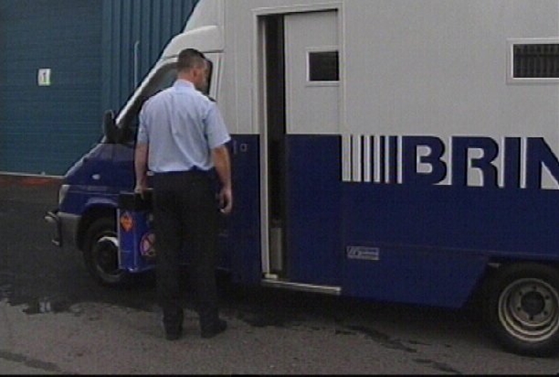 Brinks dispute - Company wants local talks