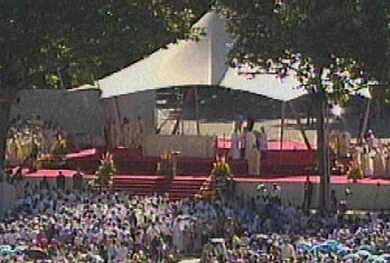 Mass at Lourdes - Celebrated by the Pope