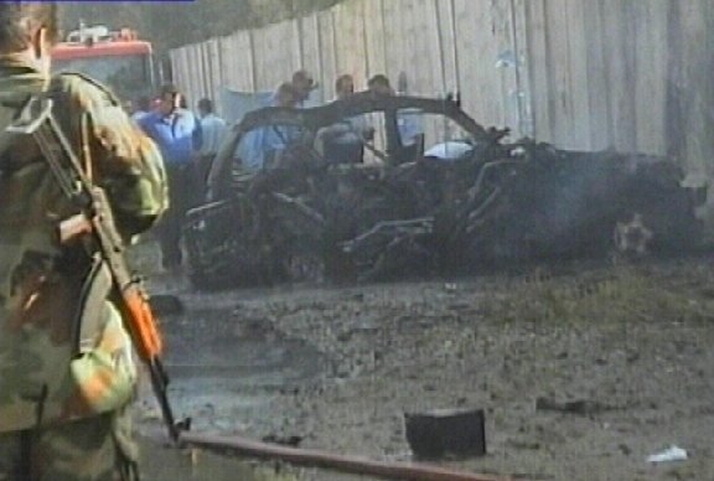 Baghdad car bombing - Four killed