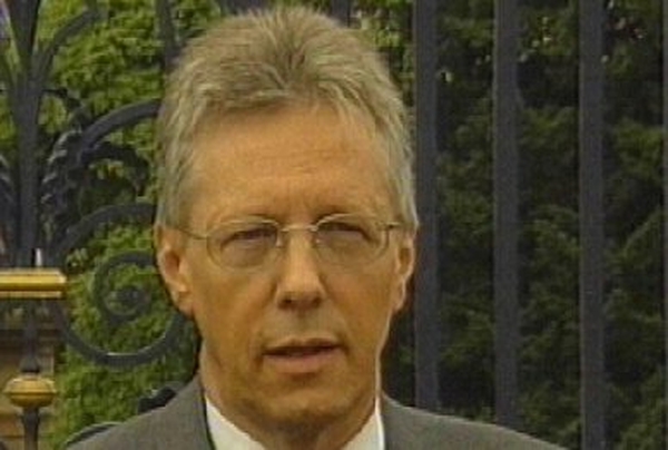 Peter Robinson - 'Alarm' over SF claim