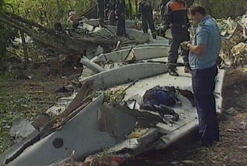 Russia - Air crashes now blamed on Chechens