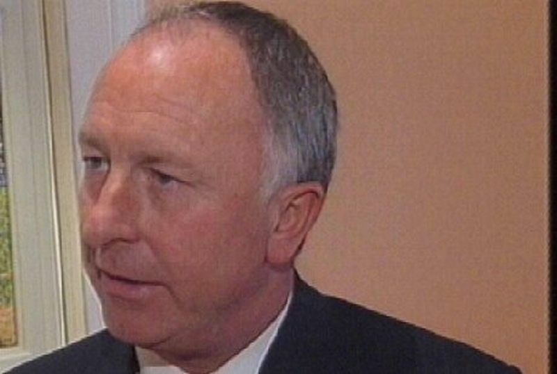 Dermot Ahern - Minister calls on Sinn Fein