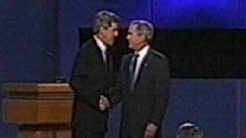 John Kerry & George W Bush - Final day of campaign