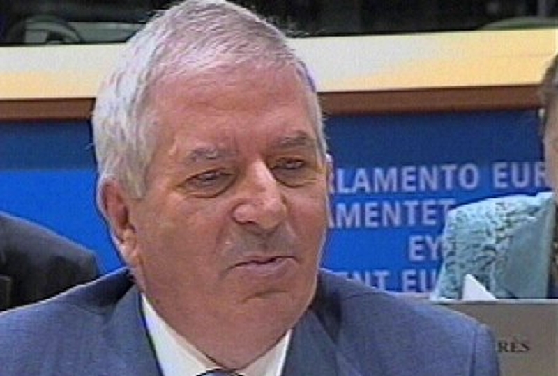 Charlie McCreevy - Focus on professional services