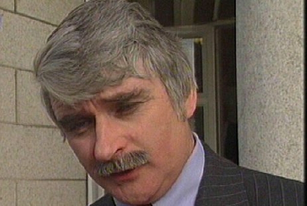 Willie O'Dea - Inspects troops in Athlone