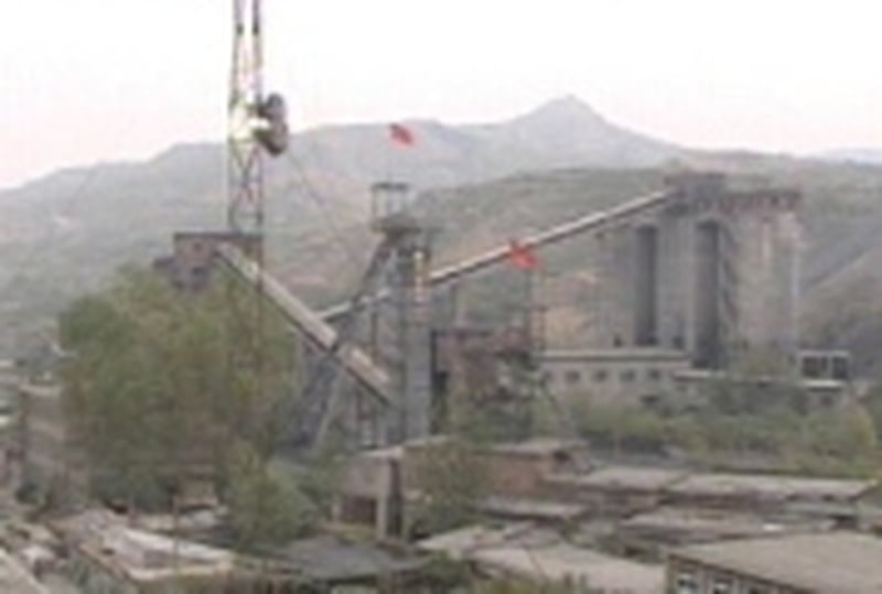 Henan - Gas blast causes roof collapse