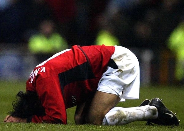 Mis-firing Ruud van Nistelrooy could be frozen out at United