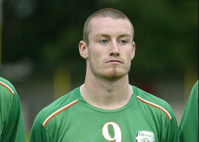 Stephen Elliott is named in Ireland's starting XI
