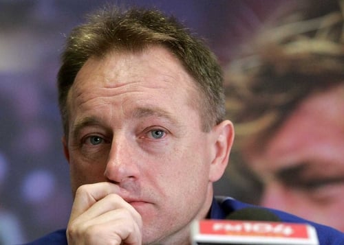 Irish boss Eddie O'Sullivan is ready for a dogfight against Italy next weekend