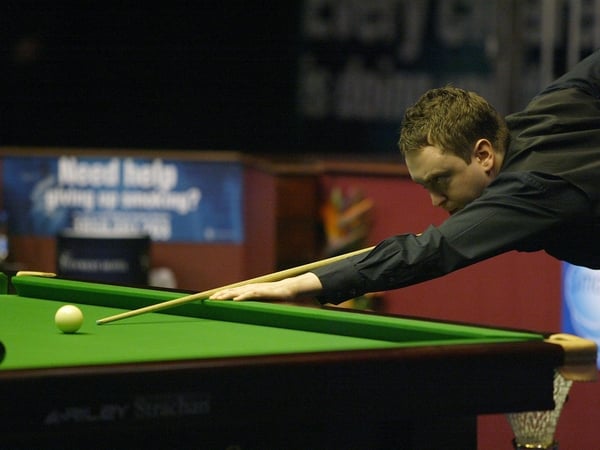 David Gray, high on confidence after yesterday's maximum, defeated Mark Selby 9-3