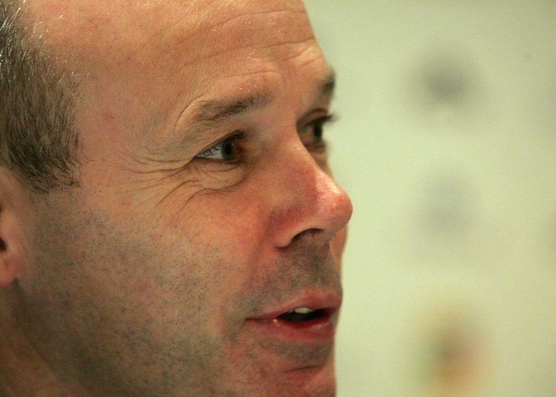 Clive Woodward would be willing to pick Jonny Wilkinson for the Lions even if he didn't feature for England in the Six Nations