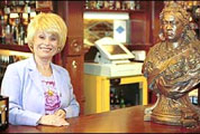 Windsor - Beaten in Queen Vic Barmaid poll