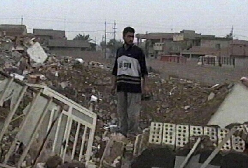 Fallujah - Resident returns to razed home