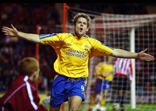 It seems Everton are James Beattie's preferred new club