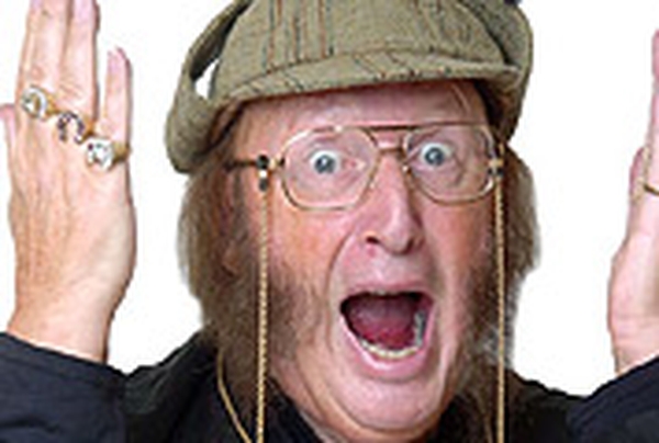 McCririck - Slammed housemates