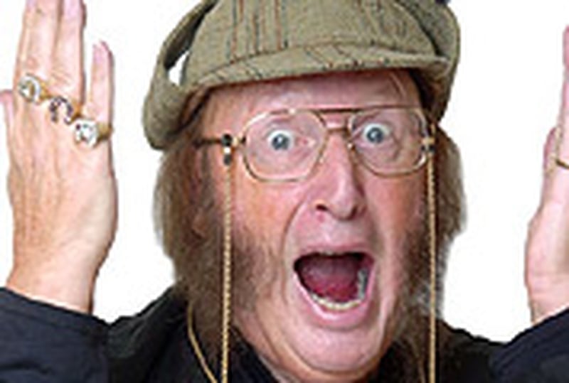 McCririck - Slammed housemates