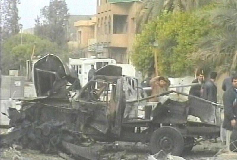 Baghdad - Car bomb targets party office