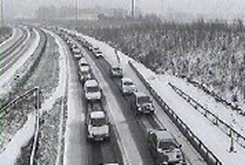 Icy weather - AA says conditions improving