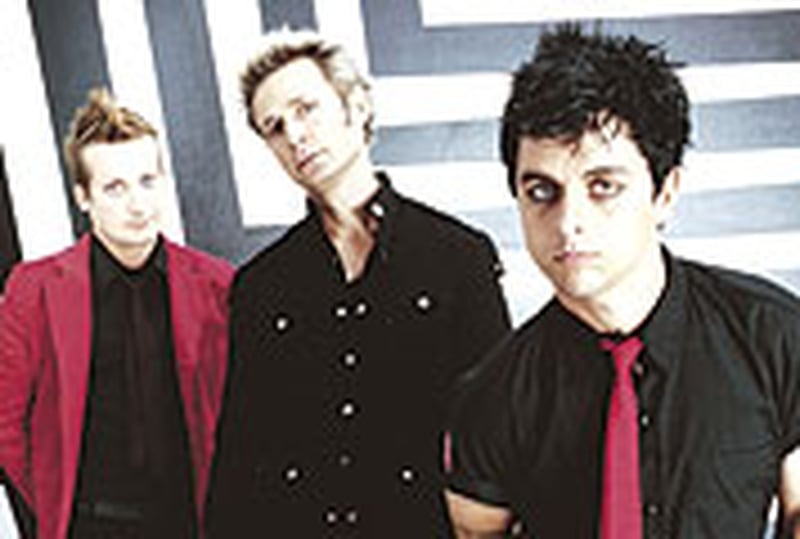 Green Day – To begin discussions on new album this month