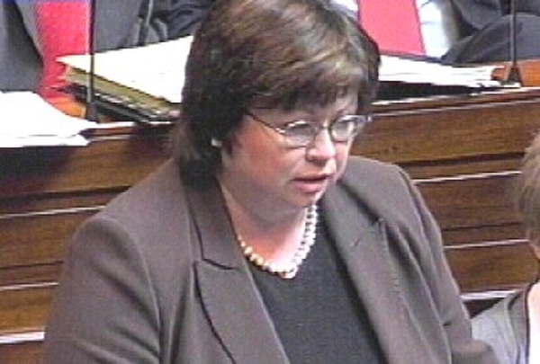 Mary Harney - Quizzed on Gama complaints