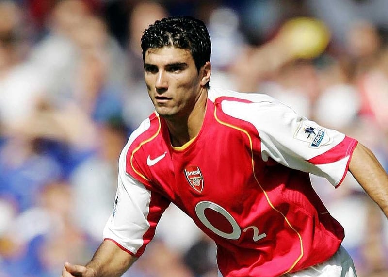 Jose Antonio Reyes on the mark for Arsenal
