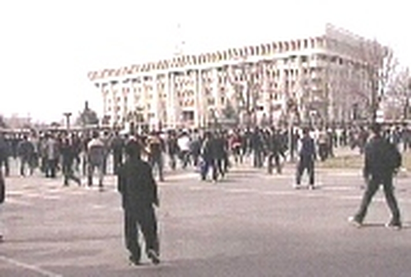 Bishkek - Opposition protests