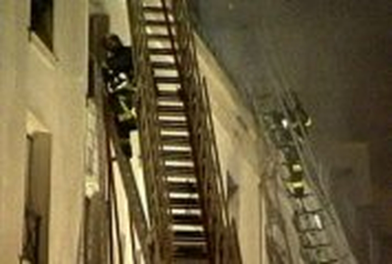 Paris - More than 50 injured in blaze