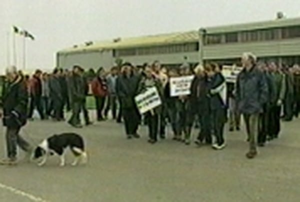 Sheep farmers - Protests continue