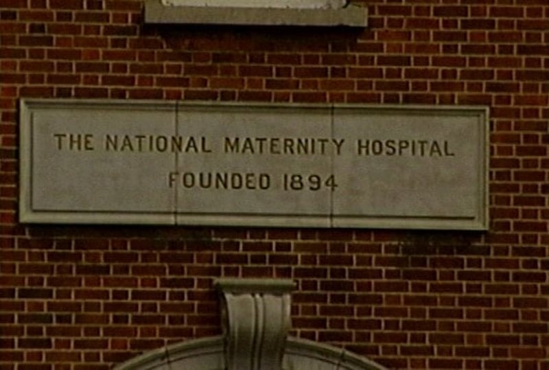 Easpa glaineachta san aonad nuabheirthe in Ospideal Shráid Holles.