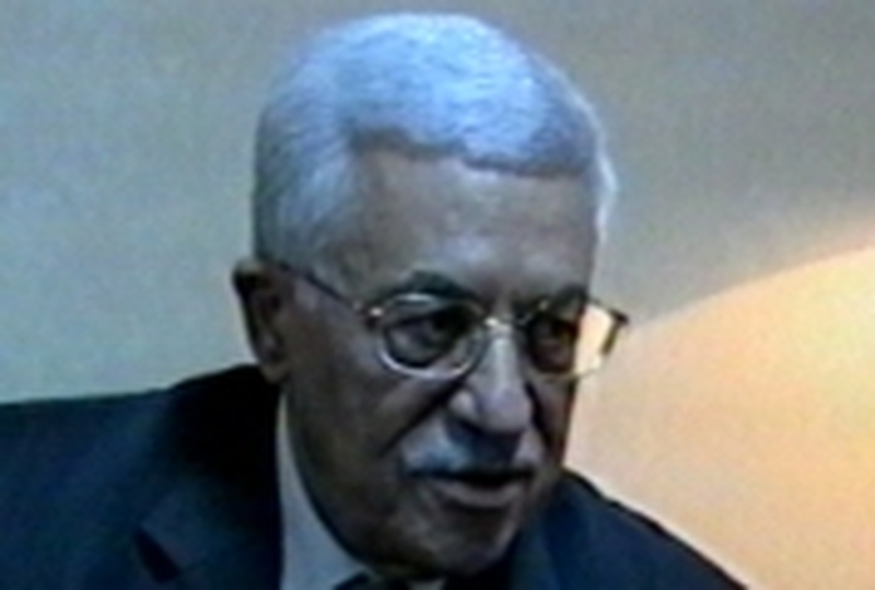 Mahmoud Abbas - Hamas must 'renounce violence'